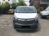 Gebraucht Opel Vivaro 125 PS (91 kW) 2018 Weiß Van / Kleinbus