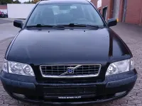 Gebraucht Volvo V40 122 PS (89 kW) 2002 Schwarz Kombi