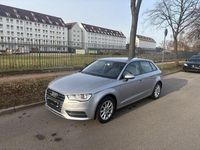 Gebraucht Audi A3 Attraction 150 PS (110 kW) 2014 Silber Limousine
