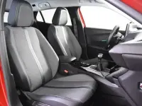 Gebraucht Peugeot 2008 Allure 131 PS (96 kW) 2022 Rot SUV
