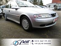 Second-hand Opel Vectra 101 CP (74 kW) 2000 Argintiu Berlinǎ