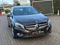 Gebraucht Mercedes A180 122 PS (89 kW) 2015 Braun Limousine