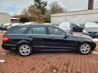 Gebraucht Mercedes E200 184 PS (135 kW) 2010 Schwarz Kombi