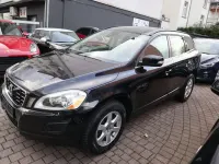 Gebraucht Volvo XC60 Momentum 163 PS (119 kW) 2010 Schwarz SUV