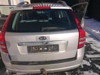 Gebraucht Kia Ceed 109 PS (80 kW) 2008 Silber Kleinwagen