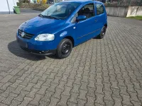 Gebraucht VW Fox 54 PS (39 kW) 2007 Blau Kleinwagen