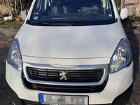 Gebraucht Peugeot TePee Active 98 PS (72 kW) 2015 Weiß Kombi