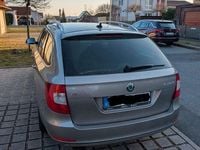 Gebraucht Skoda Superb Elegance 170 PS (125 kW) 2012 Silber Kombi