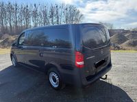 Gebraucht Mercedes Vito 163 PS (119 kW) 2018 Blau Van