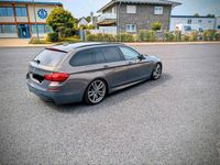 Gebraucht BMW 550 381 PS (280 kW) 2015 Andere farben Kombi
