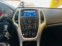 Gebraucht Opel Astra 140 PS (102 kW) 2013 Grau Kombi