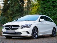 Gebraucht Mercedes CLA220 Shooting Brake 177 PS (130 kW) 2017 Weiß Kombi
