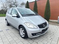 Gebraucht Mercedes A160 95 PS (69 kW) 2010 Silber Limousine