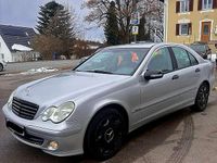 Gebraucht Mercedes C200 Classic 122 PS (89 kW) 2004 Silber Limousine