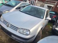 Second-hand VW Golf IV Highline 101 CP (74 kW) 2001 Other Berlinǎ