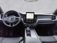 Neu Volvo XC60 Plus 455 PS (334 kW) 2026 Grau SUV