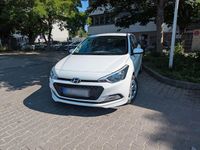 Gebraucht Hyundai i20 Classic 75 PS (55 kW) 2016 Weiß Kleinwagen