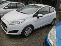 Gebraucht Ford Fiesta Trend 97 PS (71 kW) 2017 Weiß Limousine