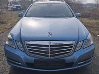 Second-hand Mercedes E220 170 CP (125 kW) 2012 Albastru Break