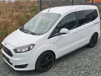 Gebraucht Ford Tourneo Courier 101 PS (74 kW) 2018 Weiß Van / Kleinbus