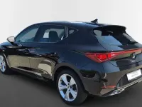 Używany Seat Leon FR 150 KM (110 kW) 2024 Czarny Sedan/Limuzyna