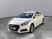 Gebraucht Hyundai i40 Space 135 PS (99 kW) 2018 Weiß Kombi