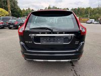 Gebraucht Volvo XC60 Summum 181 PS (133 kW) 2015 Black sapphire / metallic SUV