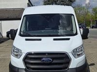 Second-hand Ford Transit 131 CP (96 kW) 2019 Alb Monovolum
