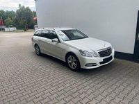 Gebraucht Mercedes E300 Avantgarde 252 PS (185 kW) 2012 Weiß Kombi