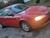 Gebraucht Alfa Romeo 147 105 PS (77 kW) 2005 Rot Kleinwagen