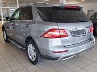 Gebraucht Mercedes ML350 258 PS (189 kW) 2012 Silber SUV