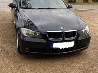 Gebraucht BMW 318 143 PS (105 kW) 2008 Schwarz Limousine