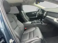 Używany Volvo V60 Ultra 455 KM (334 kW) 2025 Niebieski Kombi