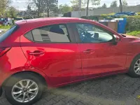 Gebraucht Mazda 2 Exclusive-Line 90 PS (66 kW) 2016 Rot Kleinwagen