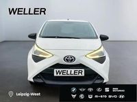 Gebraucht Toyota Aygo 72 PS (52 kW) 2021 Pianosaweiß Kleinwagen