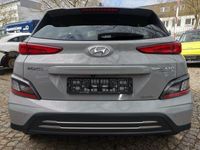 gebraucht Hyundai Kona Trend ELEKTRO 100kW SpurH ACC SHZ LHZ Cam