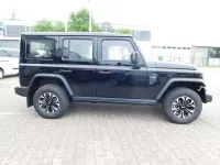 Neu BAW 212 166 PS (122 kW) 2026 Schwarz SUV
