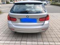 Second-hand BMW 318 143 CP (105 kW) 2014 Argintiu Break