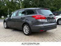 Gebraucht Ford Focus Business Edition 101 PS (74 kW) 2017 Grau Limousine