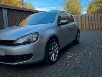 Gebraucht VW Golf VI 105 PS (77 kW) 2009 Silber Kleinwagen