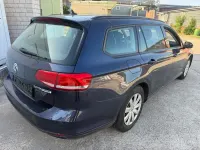 Gebraucht VW Passat 150 PS (110 kW) 2016 Blau Limousine