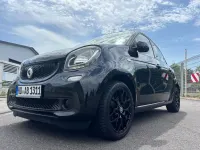 Gebraucht Smart ForFour Passion 90 PS (66 kW) 2015 Schwarz Kleinwagen
