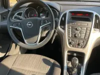 Gebraucht Opel Astra 101 PS (74 kW) 2011 Schwarz Limousine