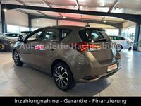 Gebraucht Toyota Auris Cool 99 PS (72 kW) 2016 Grau Limousine