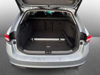 Gebraucht Skoda Superb Selection 150 PS (110 kW) 2025 Aluminiumsilber metallic Kombi