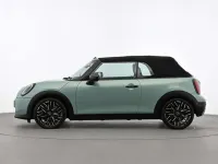 Gebraucht Mini Cooper S Cabriolet Favoured 204 PS (150 kW) 2025 Grün Cabrio