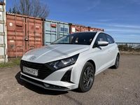 Gebraucht Hyundai i20 Comfort 84 PS (61 kW) 2024 Blau Limousine