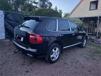 Second-hand Porsche Cayenne 245 CP (180 kW) 2009 Negru SUV
