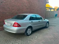Gebraucht Mercedes C180 129 PS (94 kW) 2000 Silber Limousine