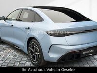 Neu BYD Seal Design 230 kW (313 PS) 2025 Blau Limousine